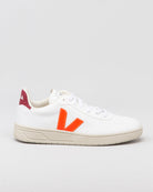 V-10 White Orange - VEJA | Risvolto.com